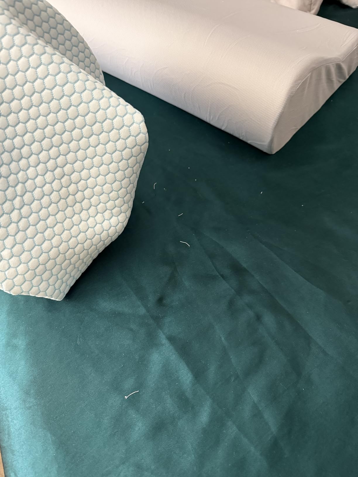 Anvo Memory Foam Pillow, Neck Contour Cervical Orthopedic Bed Pillow for Sleeping Side Back Stomach Sleeper, Ergonomic Design for Neck and Shoulder Pain Relief, Blue White, Firm customer photo 2