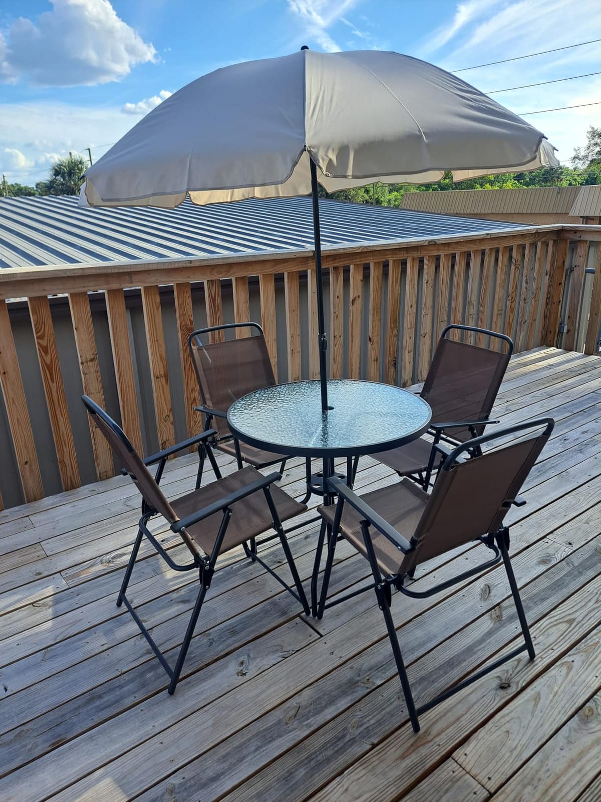 Vongrasig 6 Piece Folding Patio Dining Set,Small Metal Outdoor Garden Patio Table and Chair Set w/Umbrella for Lawn,Deck,Backyard,Black customer photo 2