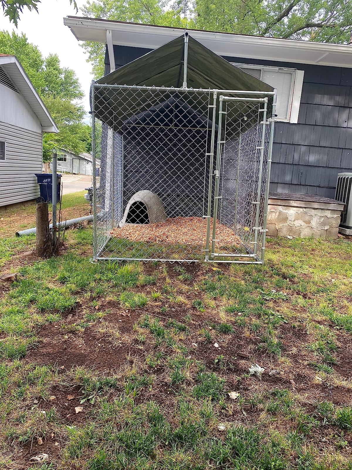 HITTITE Extra Large Outdoor Dog Kennel, Anti-Rust Dog Kennel Outside with Roof, Galvanized Chain Link Dog Runs for Outside with Waterproof UV-Resistant Cover and Secure Lock customer photo 1