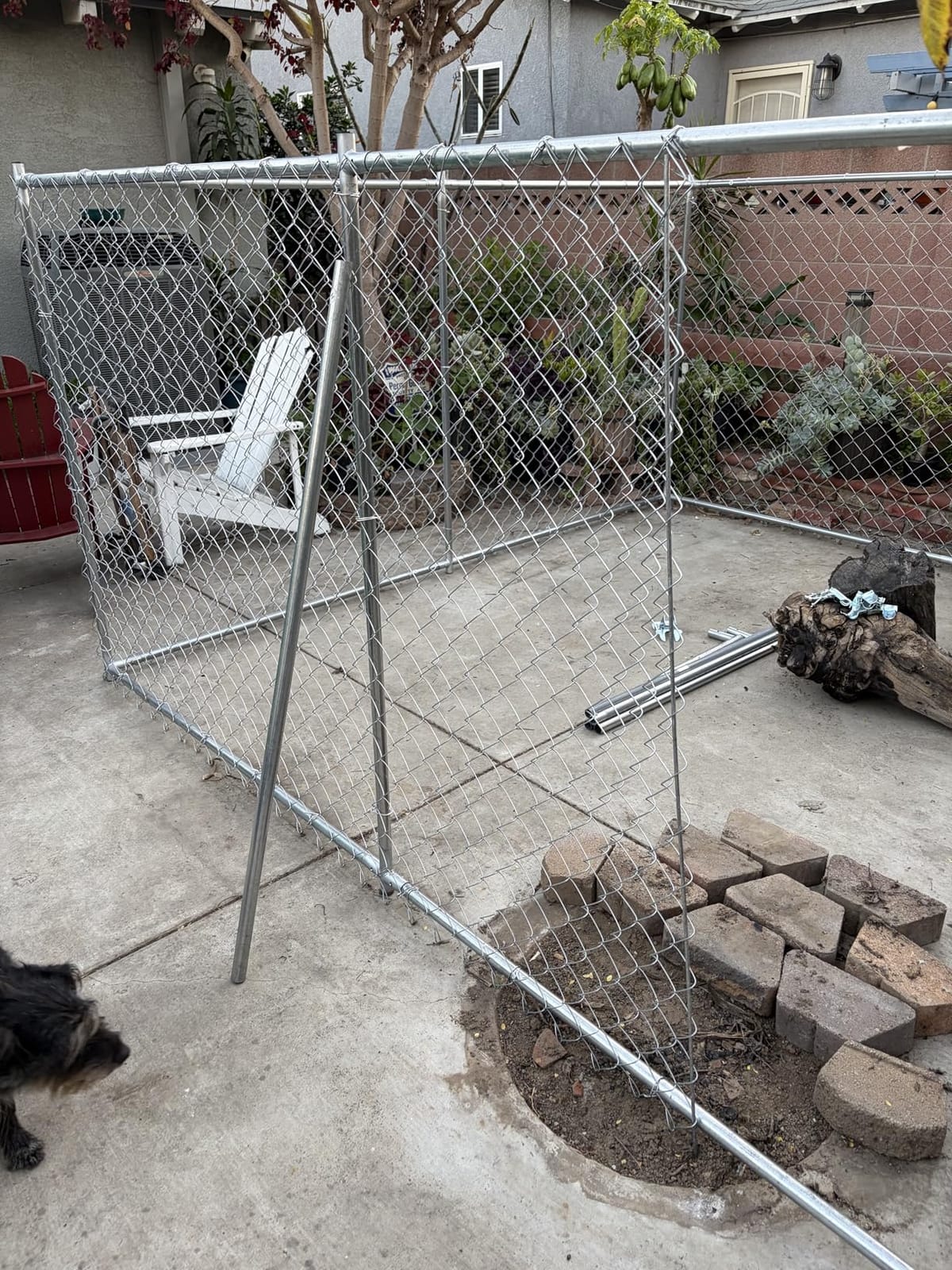 HITTITE Extra Large Outdoor Dog Kennel, Anti-Rust Dog Kennel Outside with Roof, Galvanized Chain Link Dog Runs for Outside with Waterproof UV-Resistant Cover and Secure Lock customer photo 2