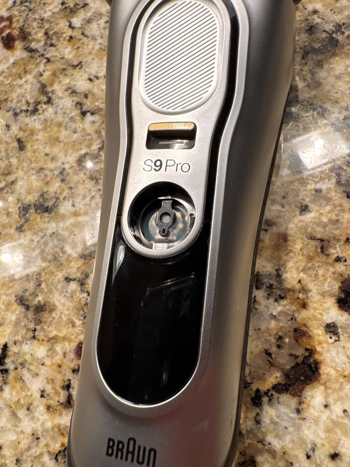 Braun Electric Razor for Men, Series 9 Pro 9465cc Wet & Dry Electric Foil Shaver with ProLift Beard Trimmer, Cleaning & Charging SmartCare Center, Head Shavers for Bald Men, Noble Metal customer photo 2