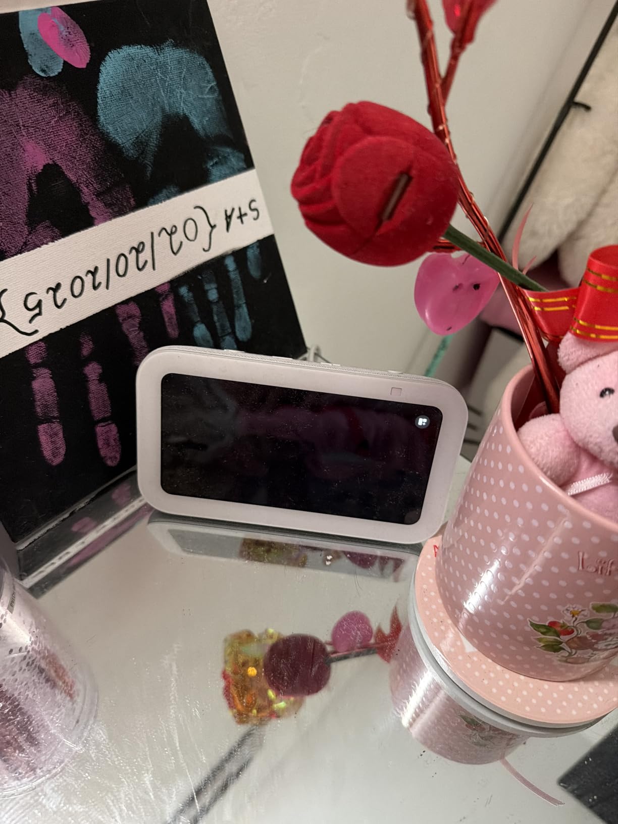 Amazon Echo Show 5 (newest model), Smart display, Designed for Alexa+, 2x the bass and clearer sound, Cloud Blue customer photo 2