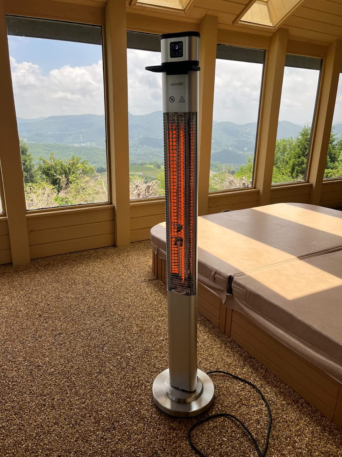 SereneLife Infrared Patio Heater, 1500W Electric Standing with Remote Control, IP44 Approved, Odorless, Three Power Settings, Indoor/Outdoor for Restaurant, Backyard, Garage, Decks customer photo 2