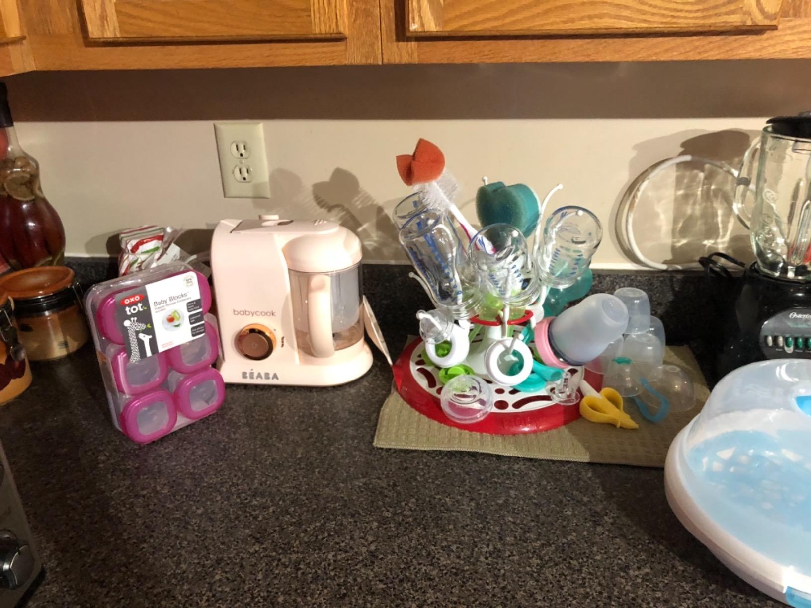 BEABA Babycook Solo 4 in 1 Baby Food Maker, Puree Steamer and Blender for Purees, Grinder with Auto Steam Cooking, Lrg Capacity 4.5 Cups 27 Servings in 20 Mins, Eucalyptus customer photo 1