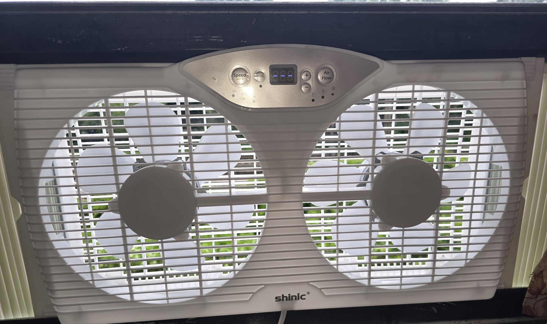 shinic Twin Window Fan, 9-Inch Blades Reversible Airflow, Thermostat Control, 3 Speeds, 3 Functions, 23.5