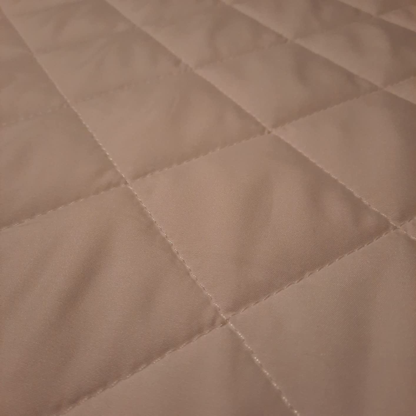 UNILIBRA RV Short Queen Waterproof Mattress Pad Protector, 6''-19'' Deep Pocket Fitted Quilted Mattress Cover, Breathable Hollow Cotton Filling Mattress Protector for RV Short Queen Size customer photo 2