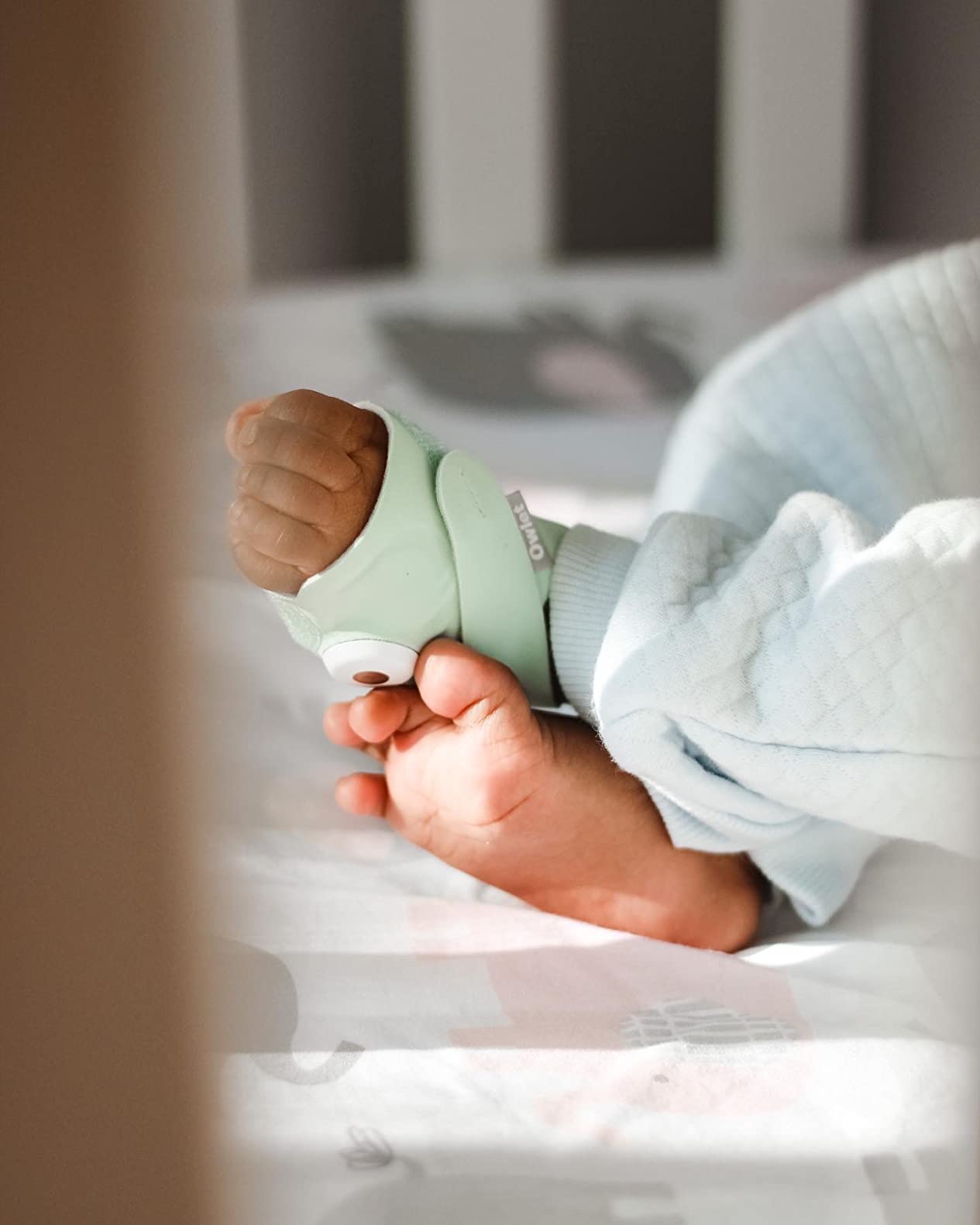 Owlet® Dream Duo (Gen 1) Smart Baby Monitor: FDA-Cleared Dream Sock® Plus Owlet Cam 2 - Tracks & Notifies for Pulse Rate & Oxygen While Viewing Baby in 1080p HD WiFi Video customer photo 2