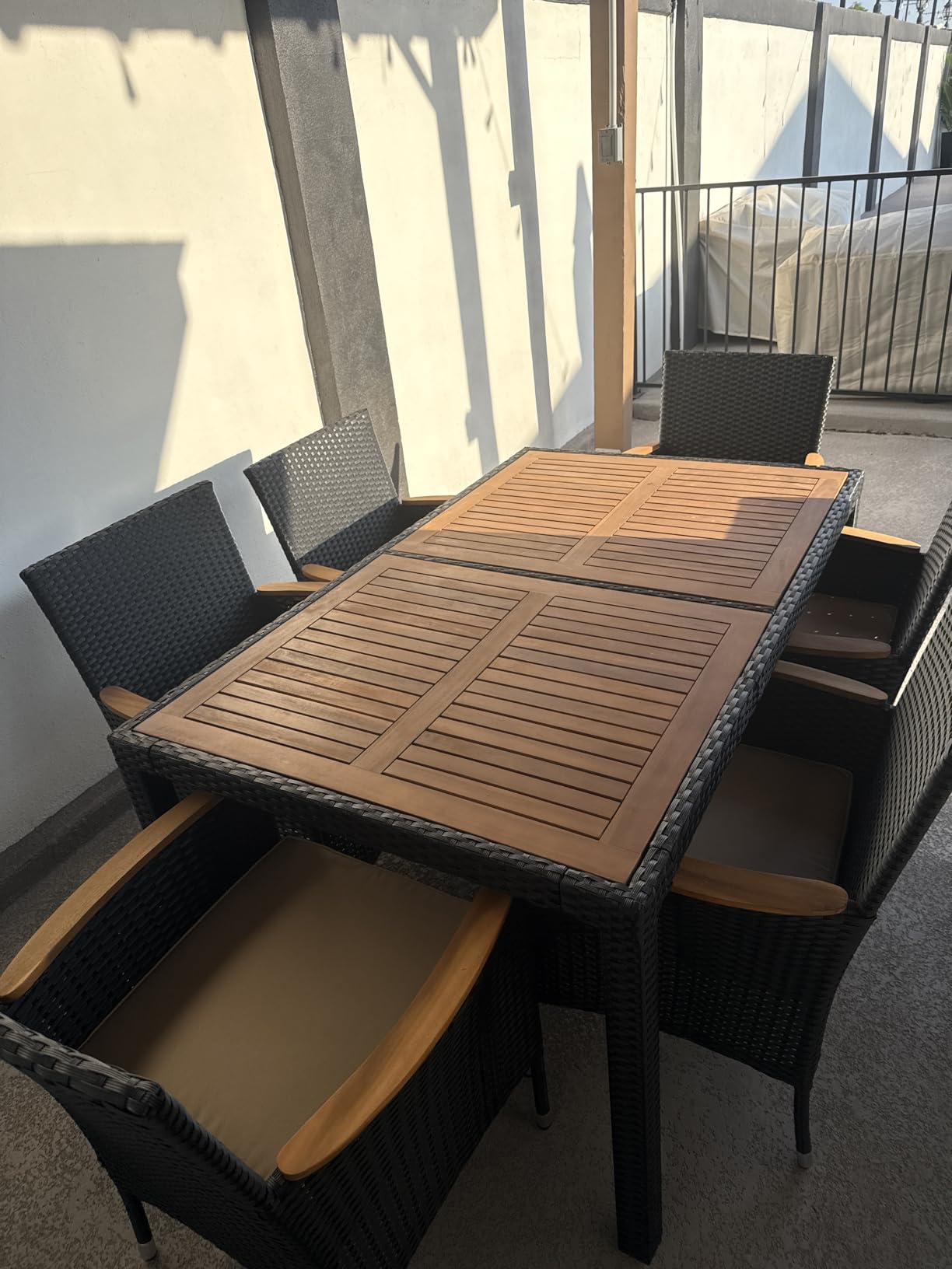 Devoko 7 PCS Acacia Wood Patio Dining Set, Black Rattan customer photo 2