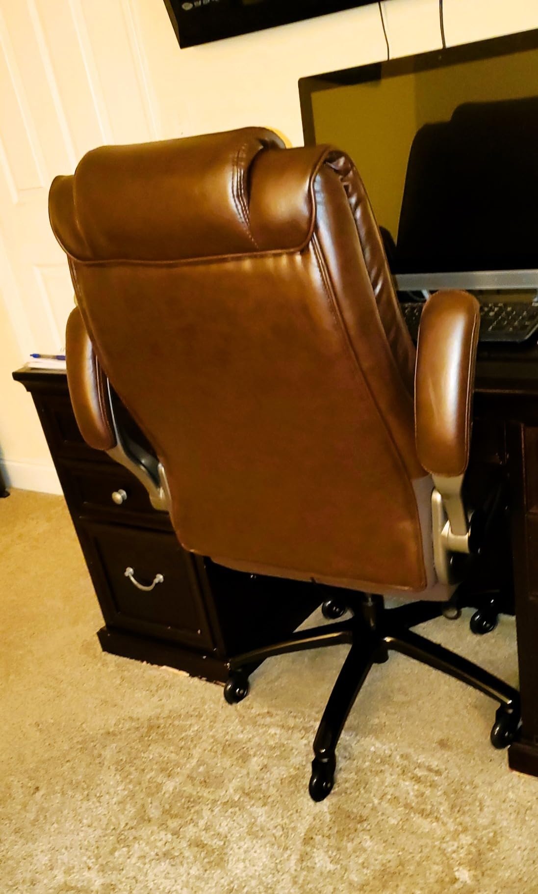 High Back Office Chair, Ergonomic Executive Computer Desk Chair customer photo 2