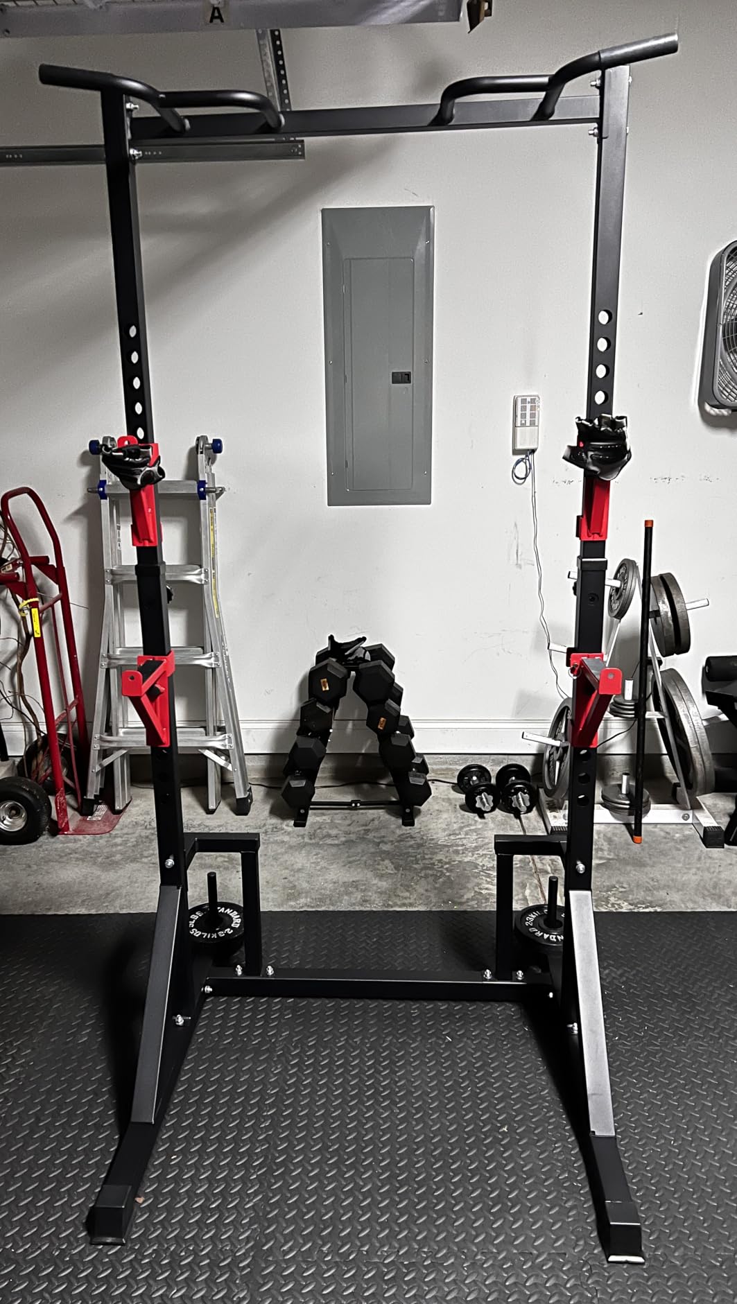 CANPA Multifunction Power Rack with Pull up Bar, Heavy Capacity and Adjustable Squat Stand Rack for Home Gym Equipment, Power Rack Cage customer photo 1