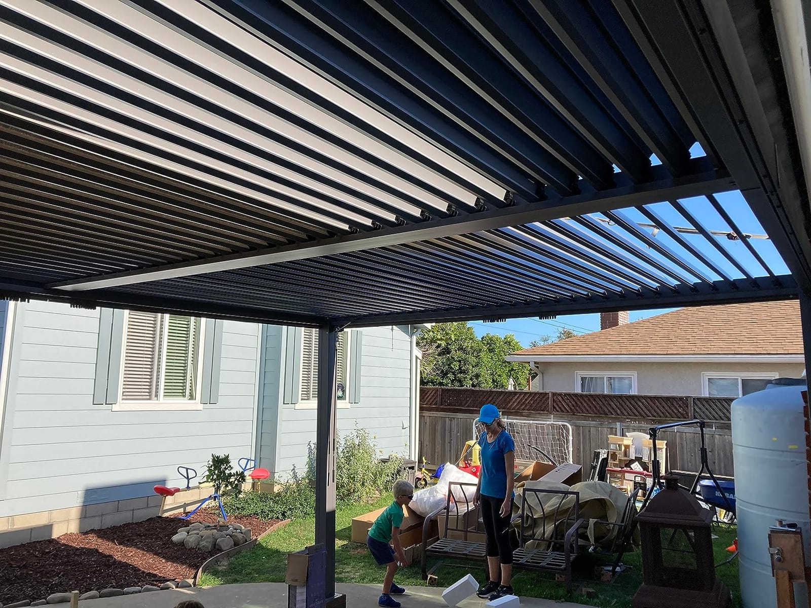 Domi 12x16 Aluminum Outdoor Louvered Pergola with Curtains and Netting customer photo 1