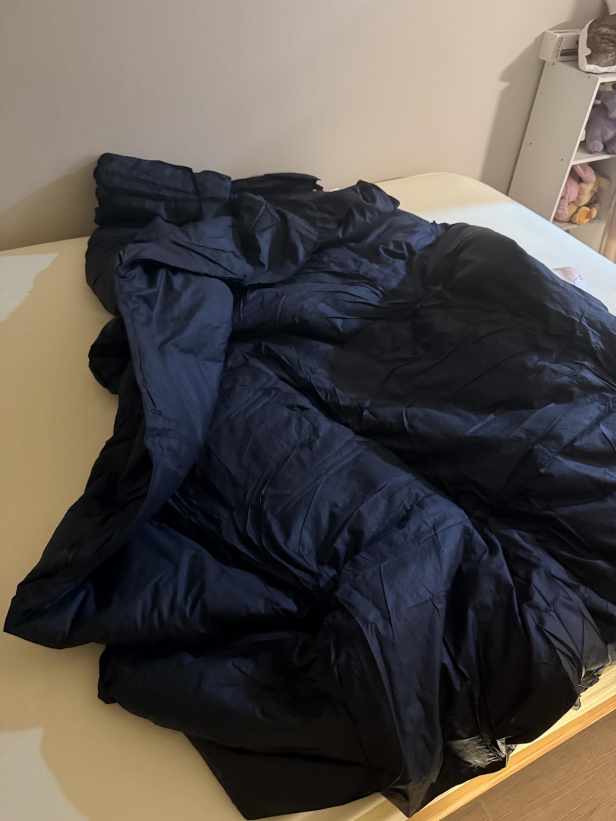 Three Geese Pinch Pleat Waterfowl Feathers and Down Comforter King Size Duvet Insert,750+ Fill Power,1200TC 100% Cotton, Premium All Seasons BlackGrey Comforter with 8 Tabs customer photo 1