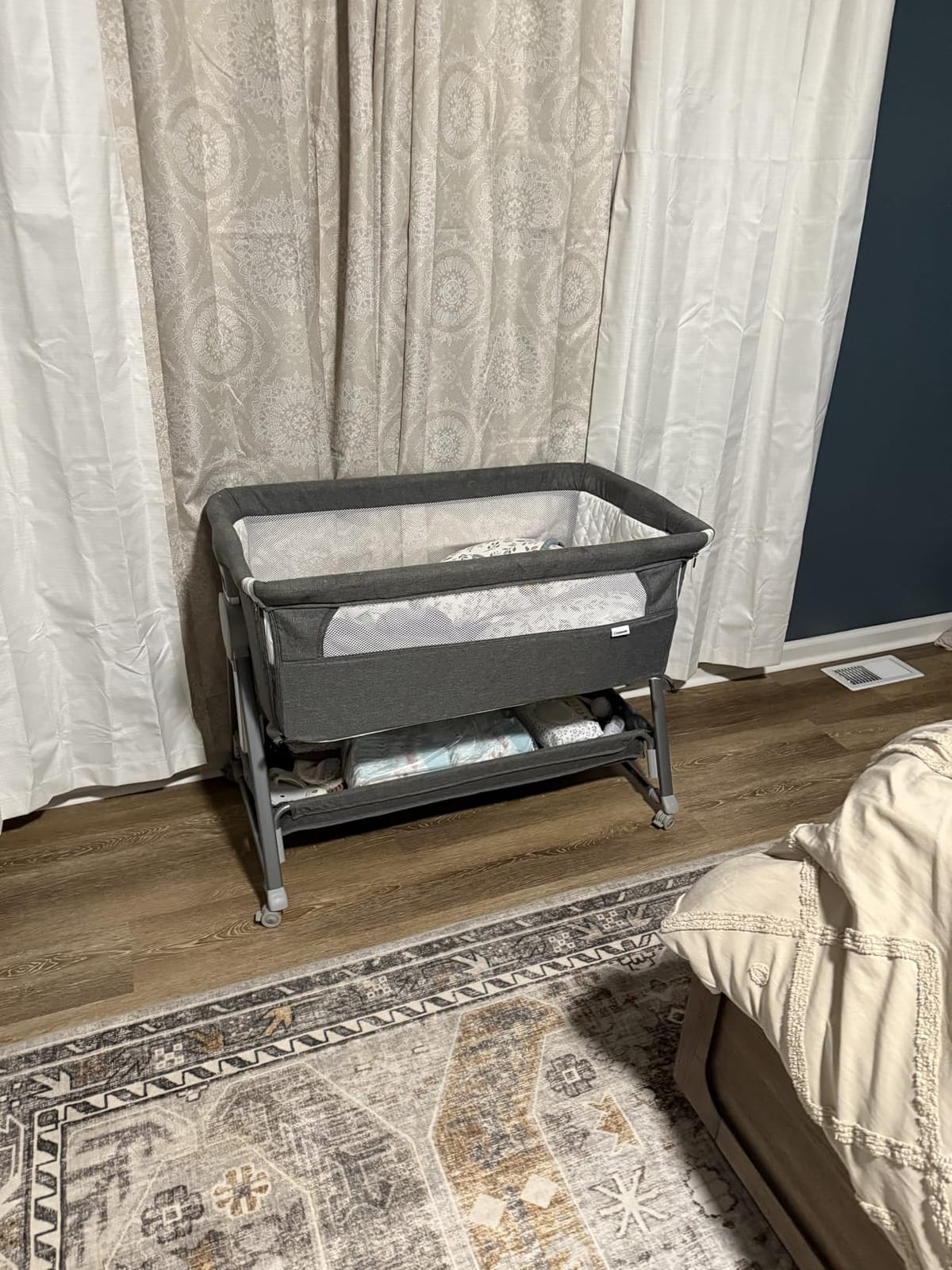 Cowiewie Bassinet Bedside Sleeper, Baby Bassinet with 7 Adjustable Height, Bedside Bassinet for Baby with Storage, Breathable Mesh & Mattress, Portable Bassinet Easy Folding (Pyramid Light Gray) customer photo 1