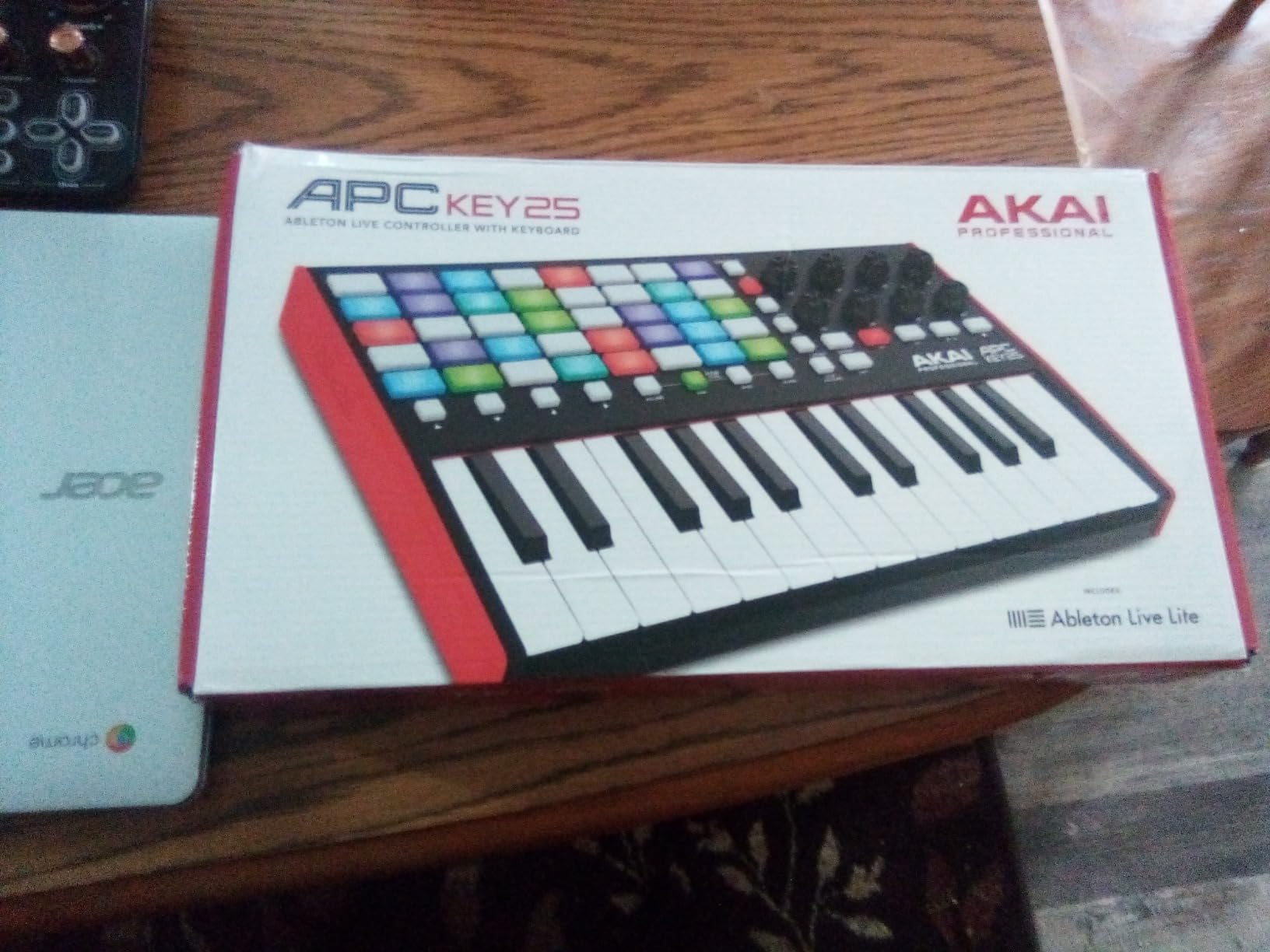 Akai Professional APC Key 25 MK2 25-Key USB MIDI Keyboard Controller | Velocity-Sensitive Mini Keys, 40 RGB Pads, 8 Knobs, 1:1 Mapping for Ableton Live, Live Performance and Music Production customer photo 1