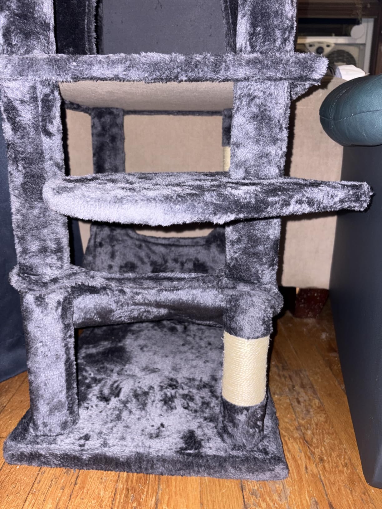 Feandrea Cat Tree, 59.5-Inch Tall Cat Tower, Multi-Level Condo, Light Gray customer photo 1
