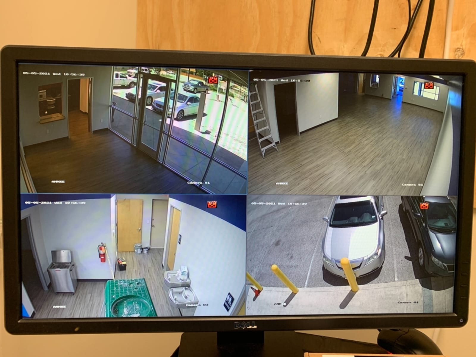 ANNKE 8CH 3K Wired Security Camera System with Smart Dual Light, 2TB HDD customer photo 2