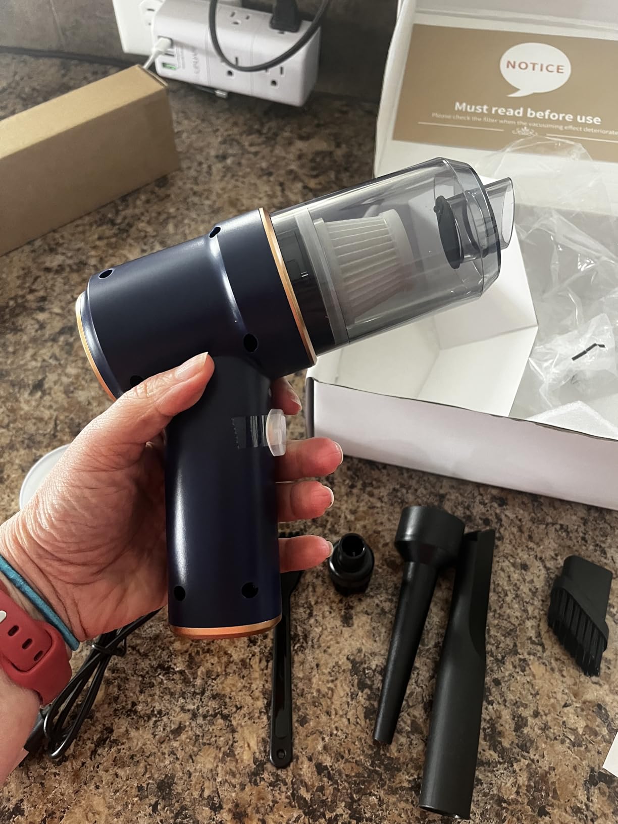 KMM Handheld Car Vacuum Cleaner, Hand Held Vacuum Cleaner and Air Duster customer photo 1