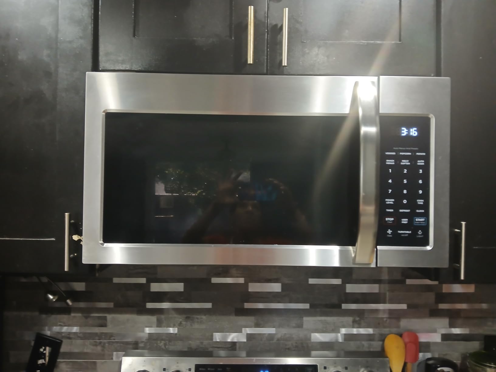 Midea Over the Range Microwave Oven, 1.7 Cu.Ft, 1000W, Stainless Steel customer photo 2