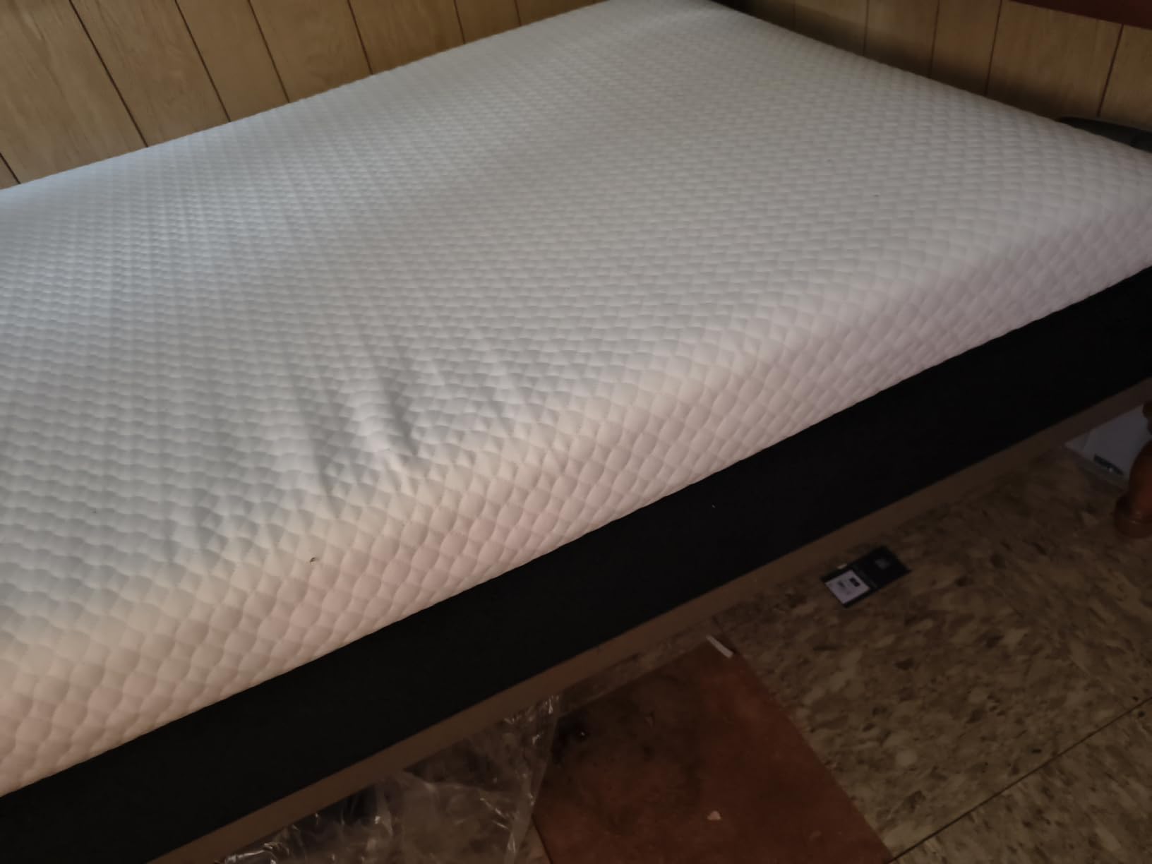 FDW | 5 Inch Twin Mattress | Medium Firm | Gel Memory Foam | White customer photo 1