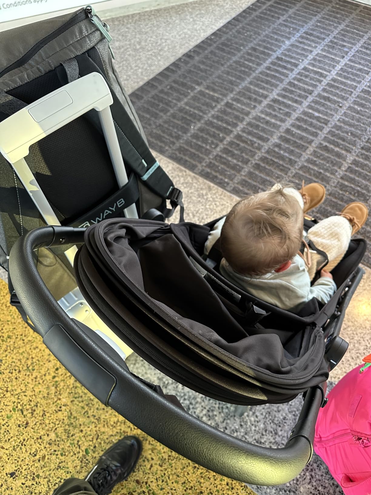 WAYB Pico Travel Car Seat with Premium Carrying Bag- Lightweight, Portable, Foldable - Perfect for Airplanes, Rideshares, and Road Trips - Forward Facing for Kids 26.5–50 lbs and 33.5–45