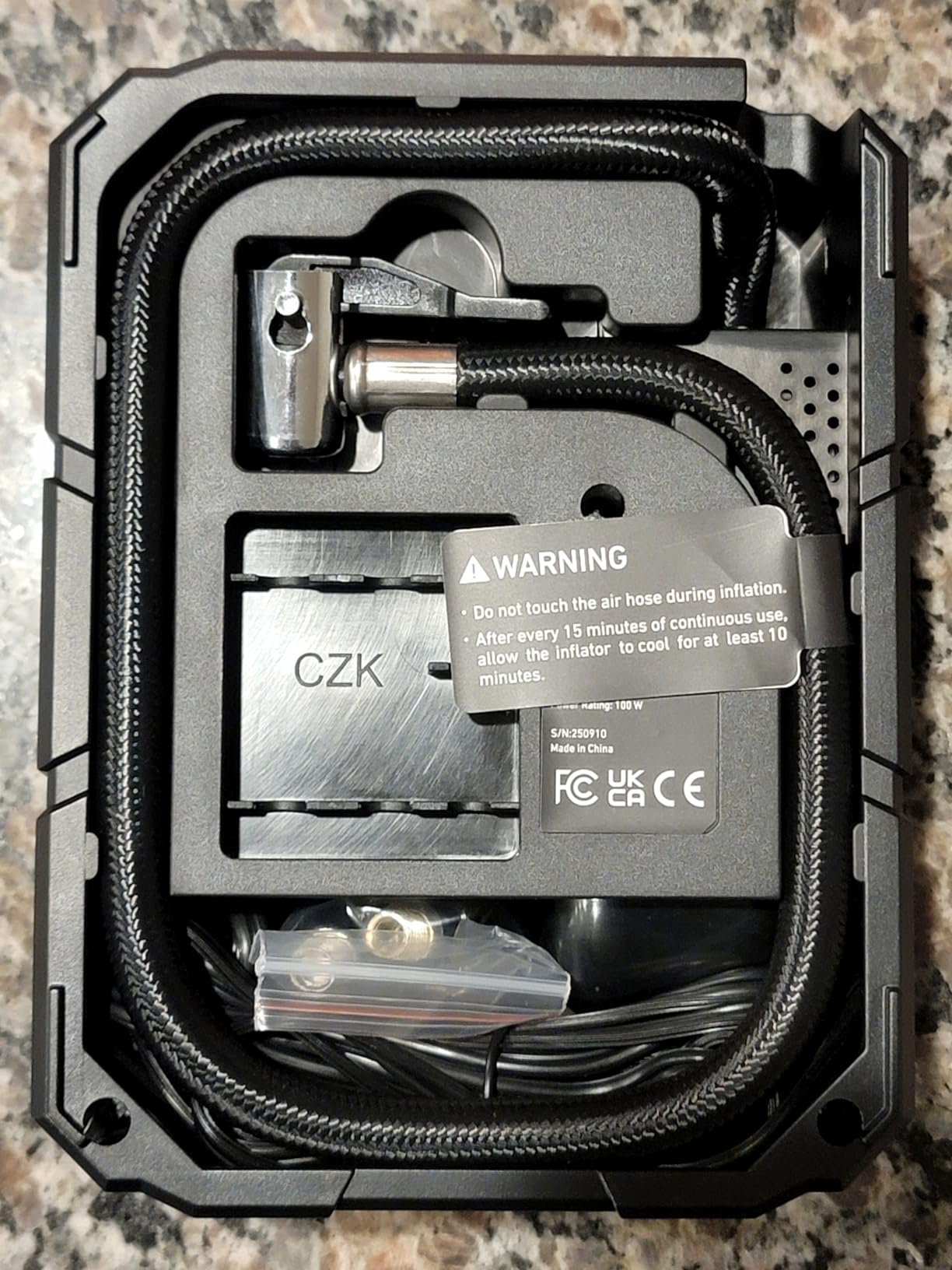 AstroAI S1 Tire Inflator Portable Air Compressor 12V DC with Digital Gauge customer photo 2