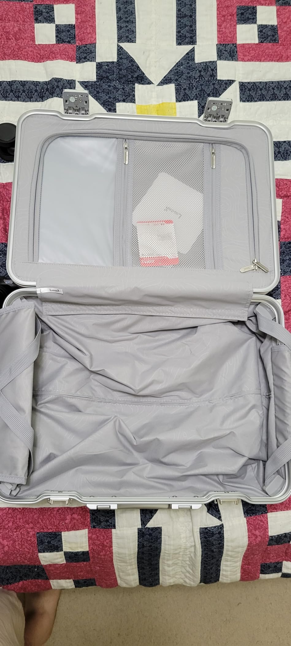 LUGGEX 20 Inch Zipperless Carry On Luggage, Ocean Blue customer photo 1