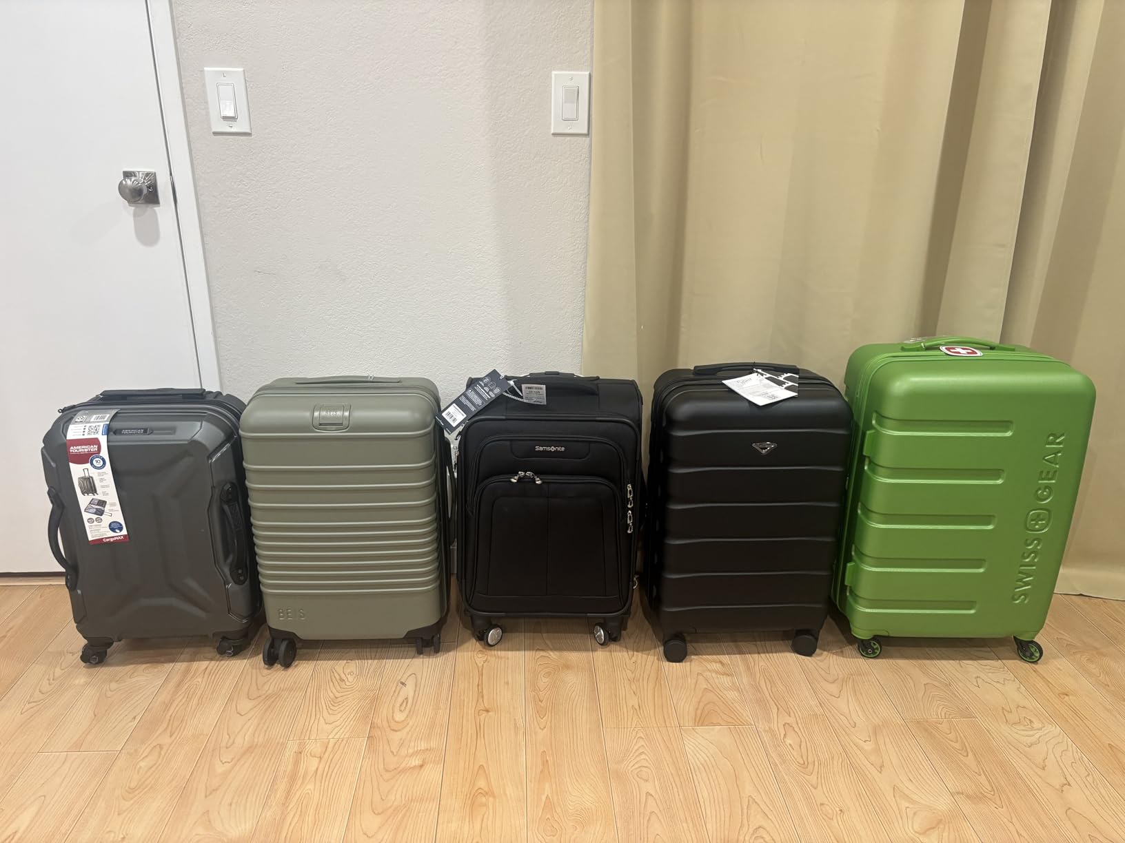 Flight Knight Carry On Suitcase 18x14x8