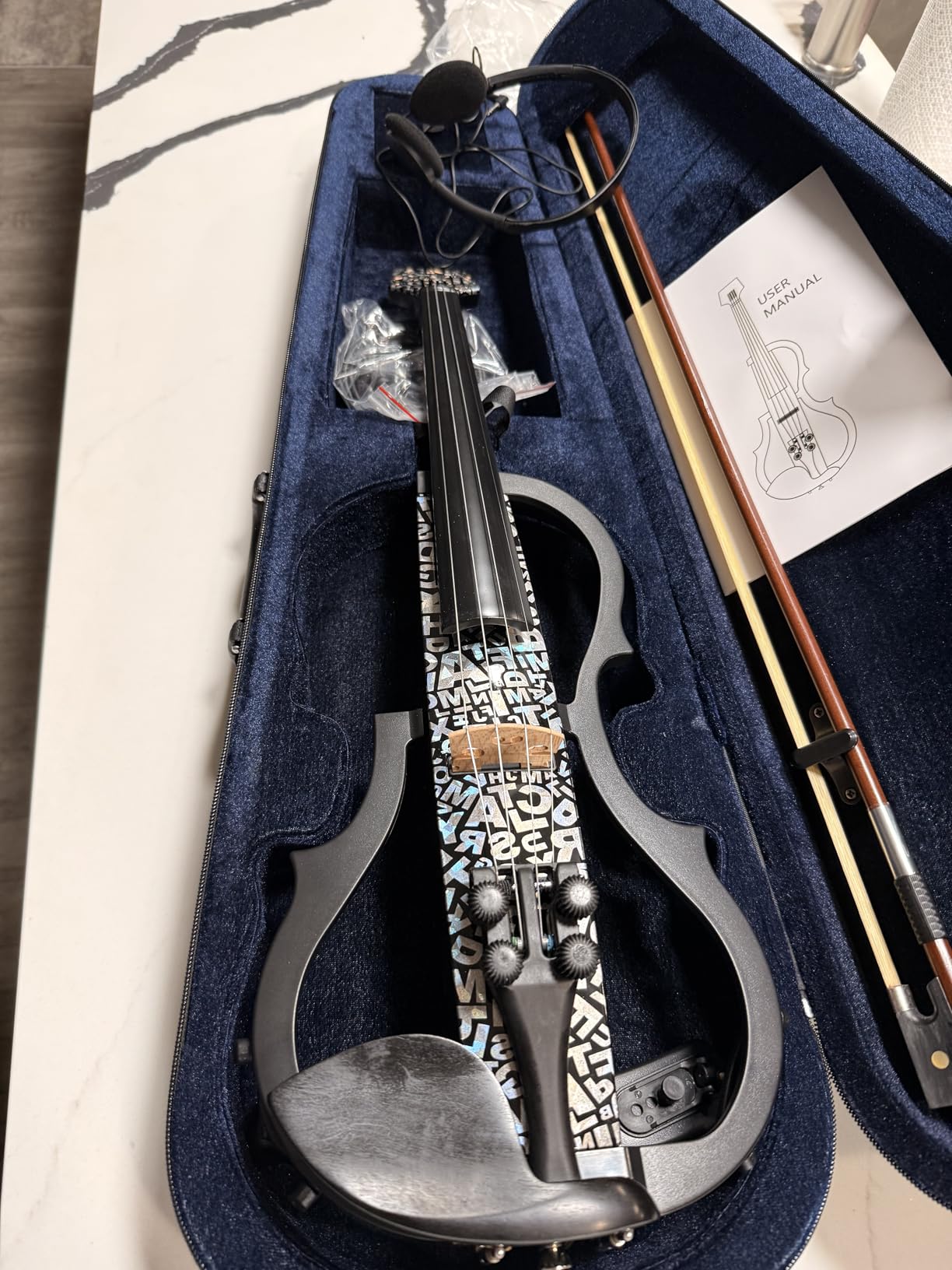 Premium Carbon Fiber Electric Violin Full Size 4/4,Professional Silent Electric Violin for Adults,Teens,Electric Fiddle with Pro Pick up-ZNDS-2304 customer photo 1