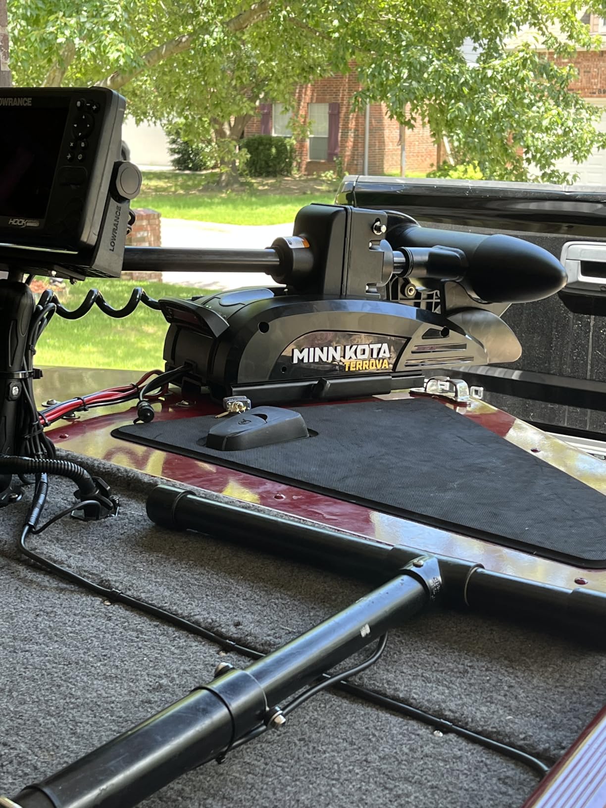 Minn Kota Terrova Bow-Mount Electric Trolling Motor with GPS, Spot-Lock – 55 Lb. Thrust, 54 In. Shaft, Freshwater customer photo 1