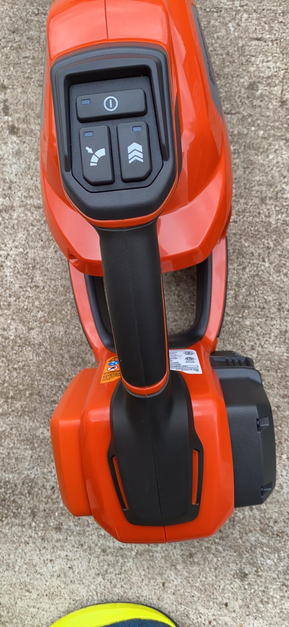 Husqvarna Leaf Blaster 350iB Leaf Blower Cordless, with Battery and Charger customer photo 2