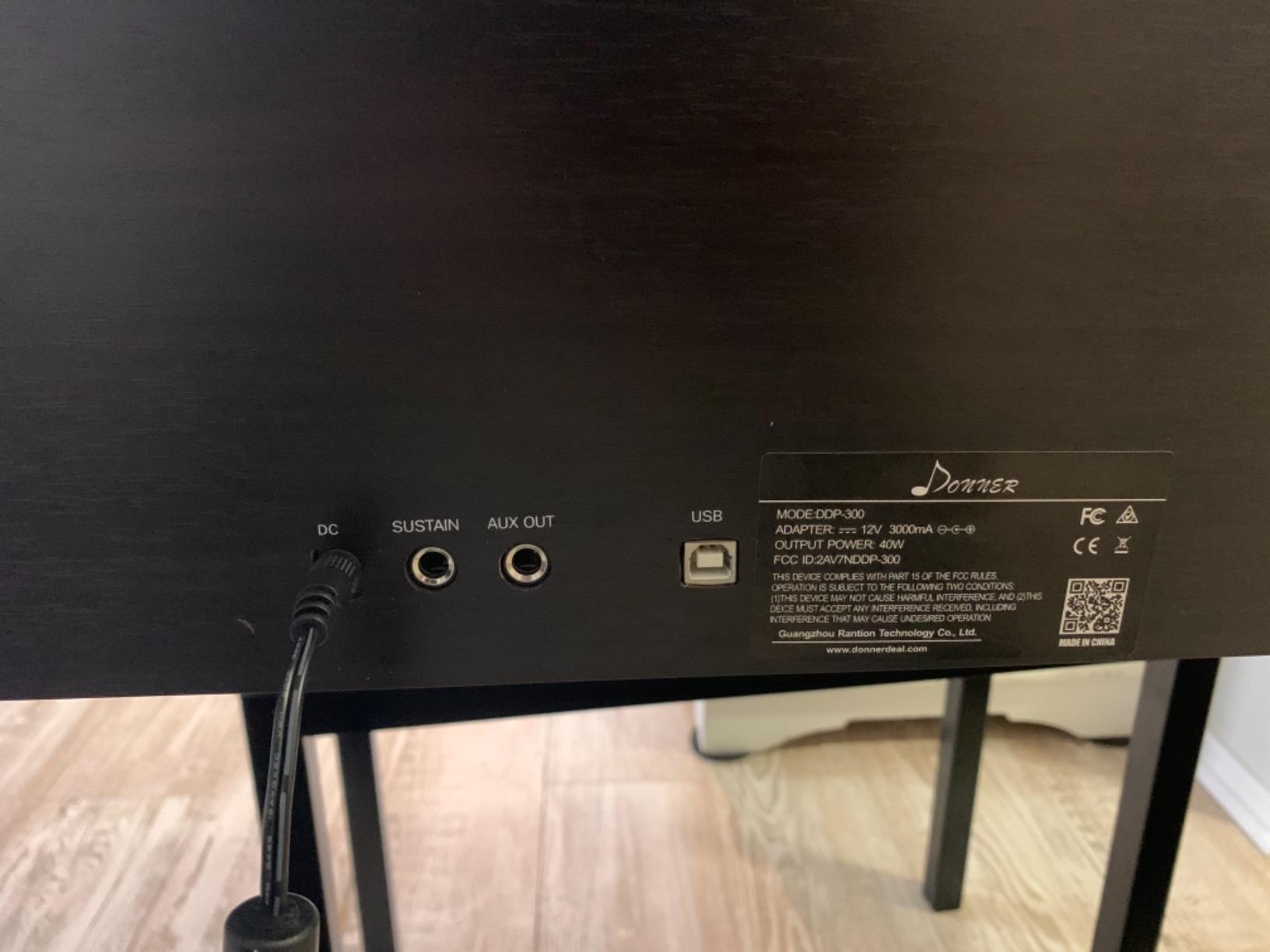 Donner DDP-400 Digital Piano with 88 Key Progressive Weighted Keyboard, Premium Upright Piano Keyboard for Professional, Bundle with Headphone, Bluetooth, Record,138 Tones,100 Rhythms, LCD, Brown customer photo 1