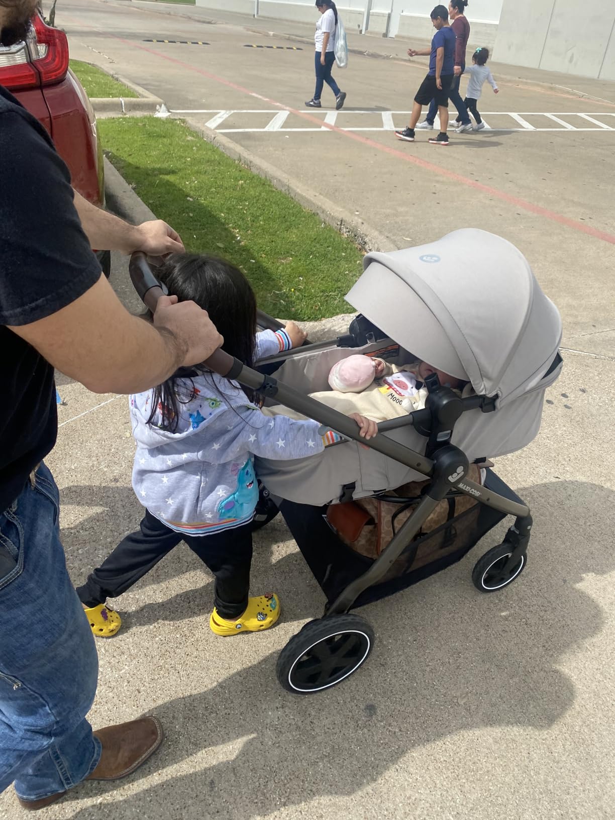 Maxi-Cosi Zelia 2 Luxe 5-in-1 Modular Travel System, New Hope Tan customer photo 1