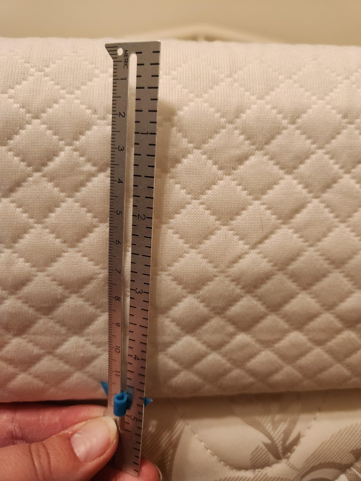 PayLessHere | 6 Inch Twin Mattress | Medium Firm Hybrid Mattress | White customer photo 2