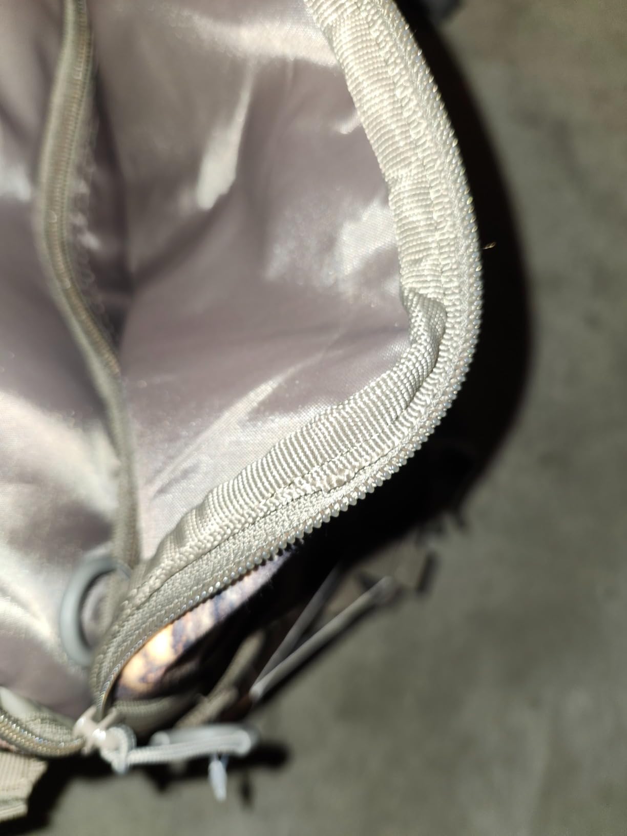 YVLEEN Hunting Backpack, Waterproof Camo Day Pack with Rifle & Bow Holder customer photo 1