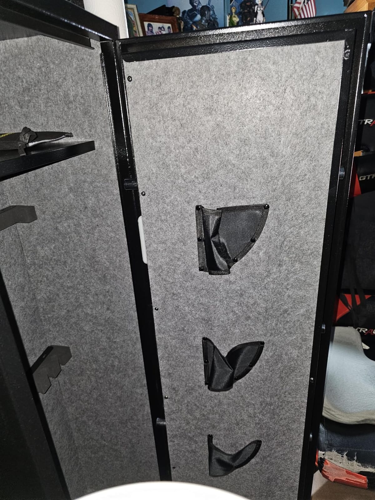EMAXEE 8-15 Biometric Gun Safe Rifle, Large Gun Safes for Home Rifle and Pistols with Upgraded Panel and LED Light, Quick Access Fingerprint Gun Cabinet with Removable Shelf (No Assembly Required) customer photo 2