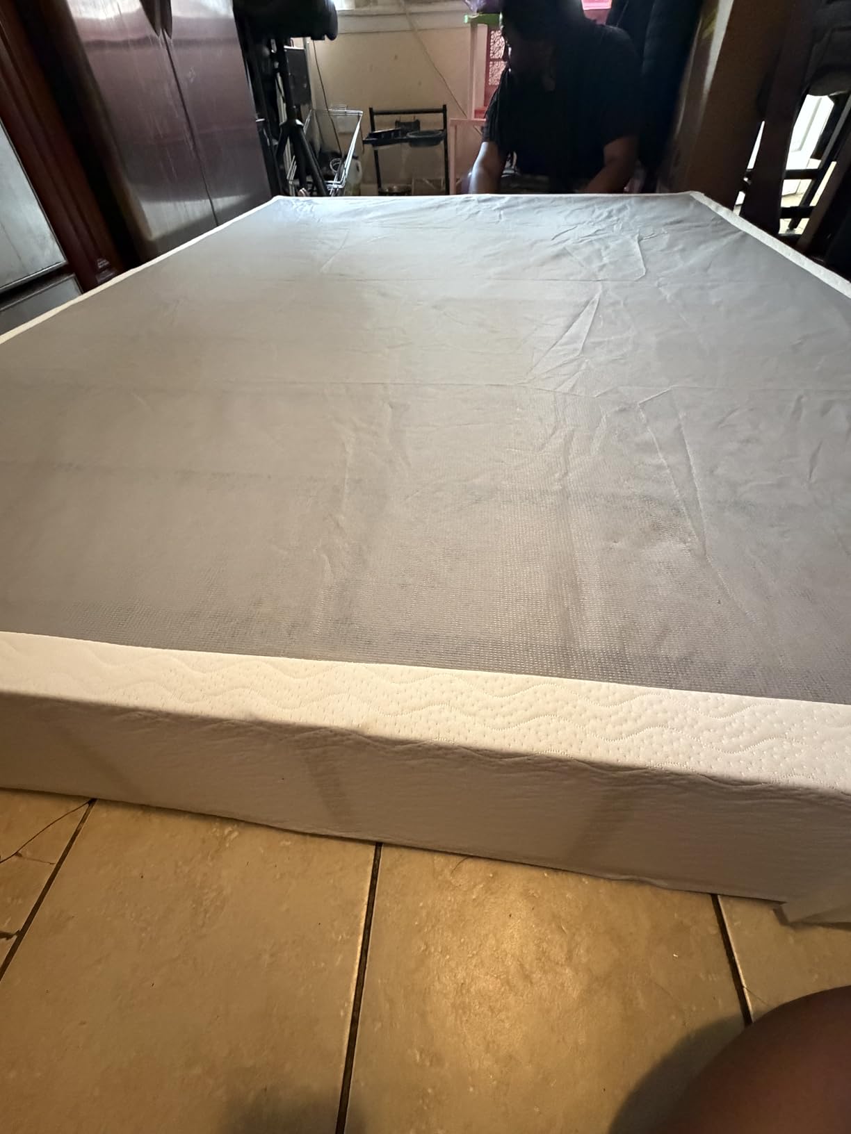 Maenizi 9 Inch Box Spring for Queen Bed, Bed Base with Fabric Cover customer photo 1
