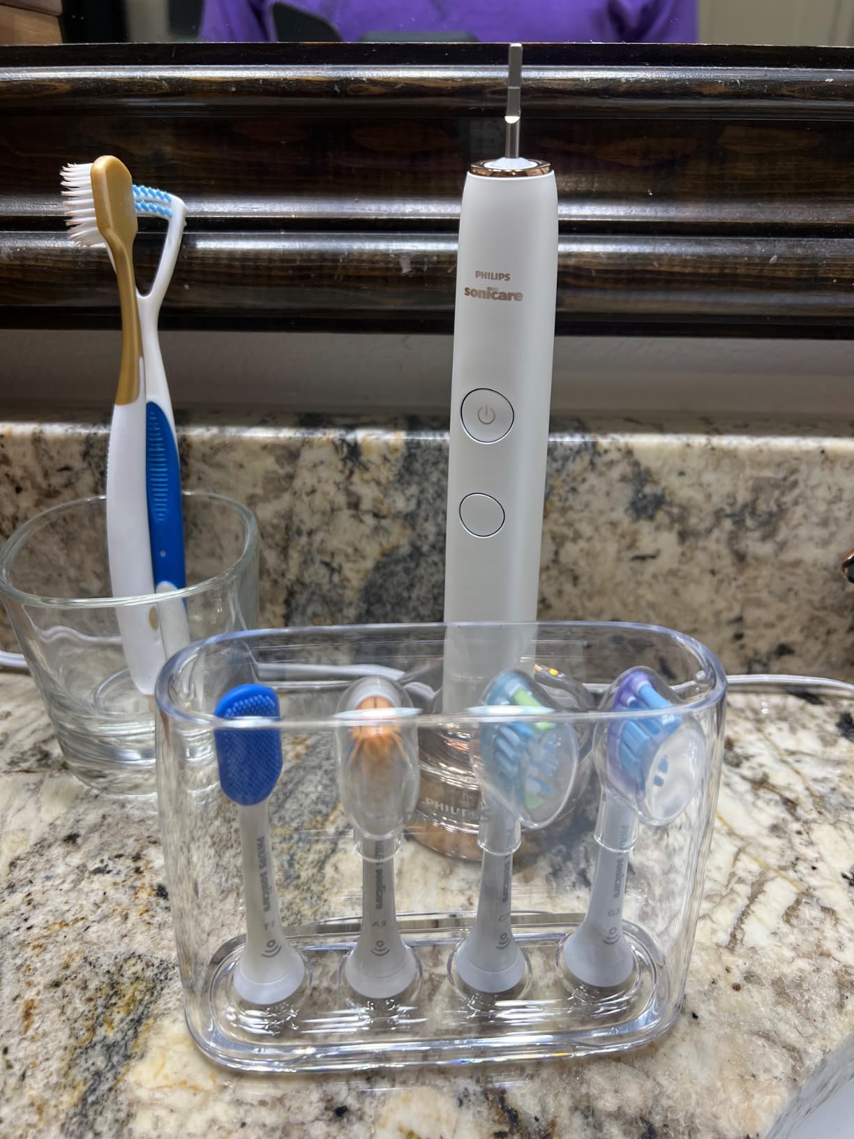 Philips Sonicare DiamondClean 9750 Electric Toothbrush, 4 Brush Heads, Rose customer photo 2