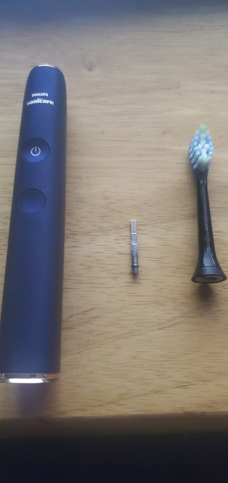 Philips Sonicare DiamondClean 9750 Electric Toothbrush, 4 Brush Heads, Blue customer photo 1