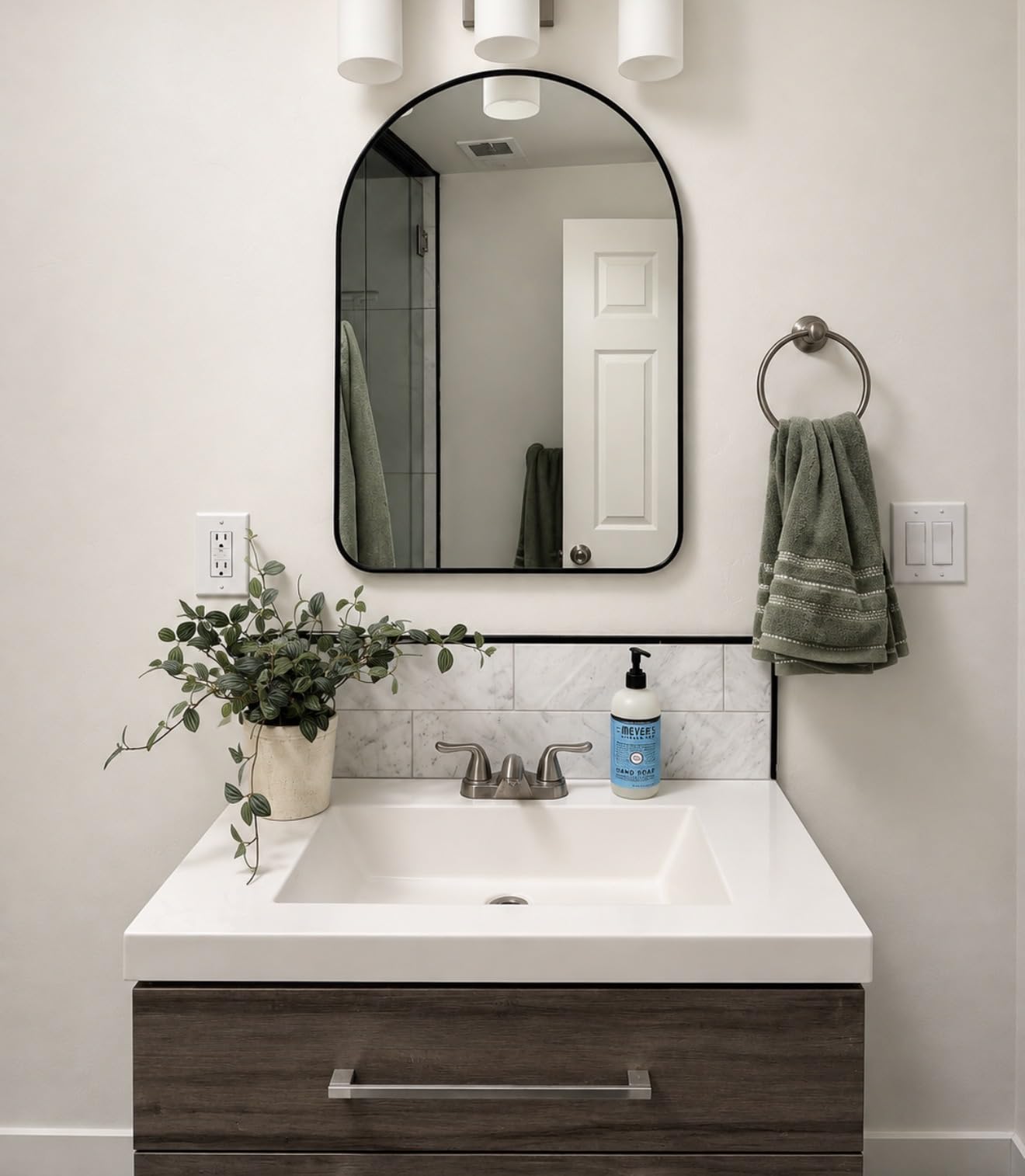 Arched Bathroom Mirror 15
