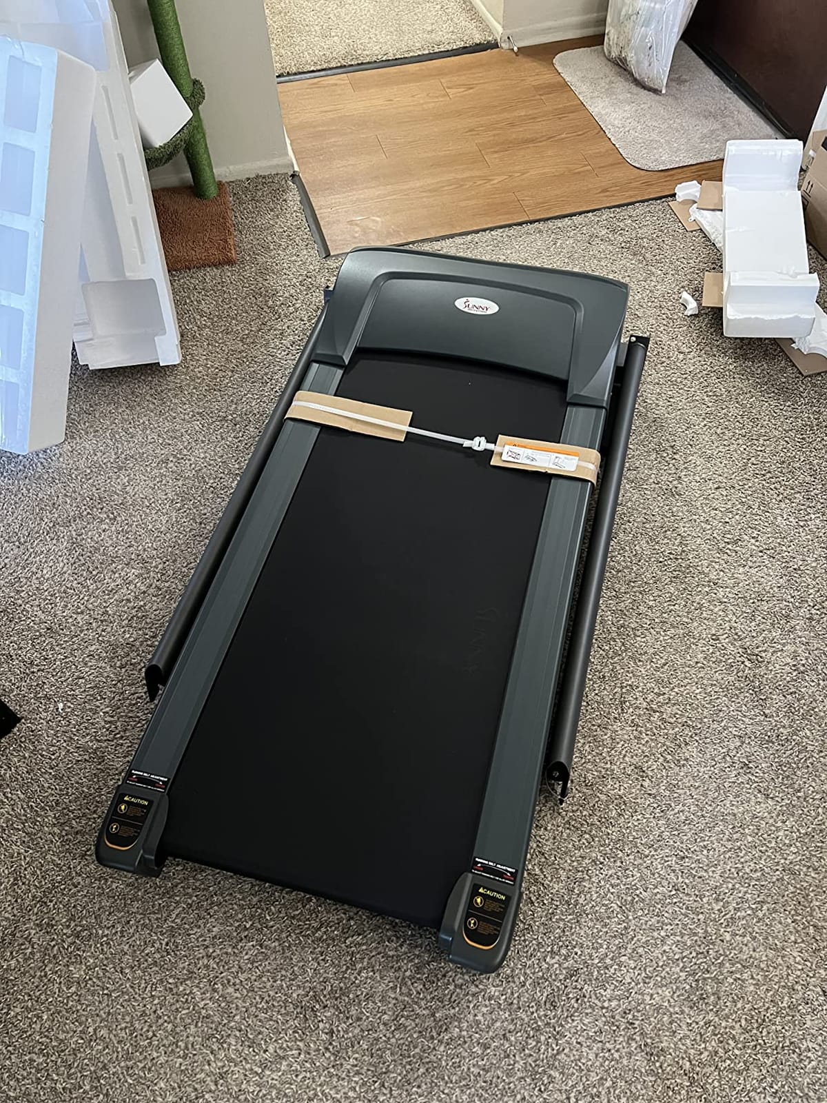 Sunny Health & Fitness Foldable Auto Incline Treadmill & 20