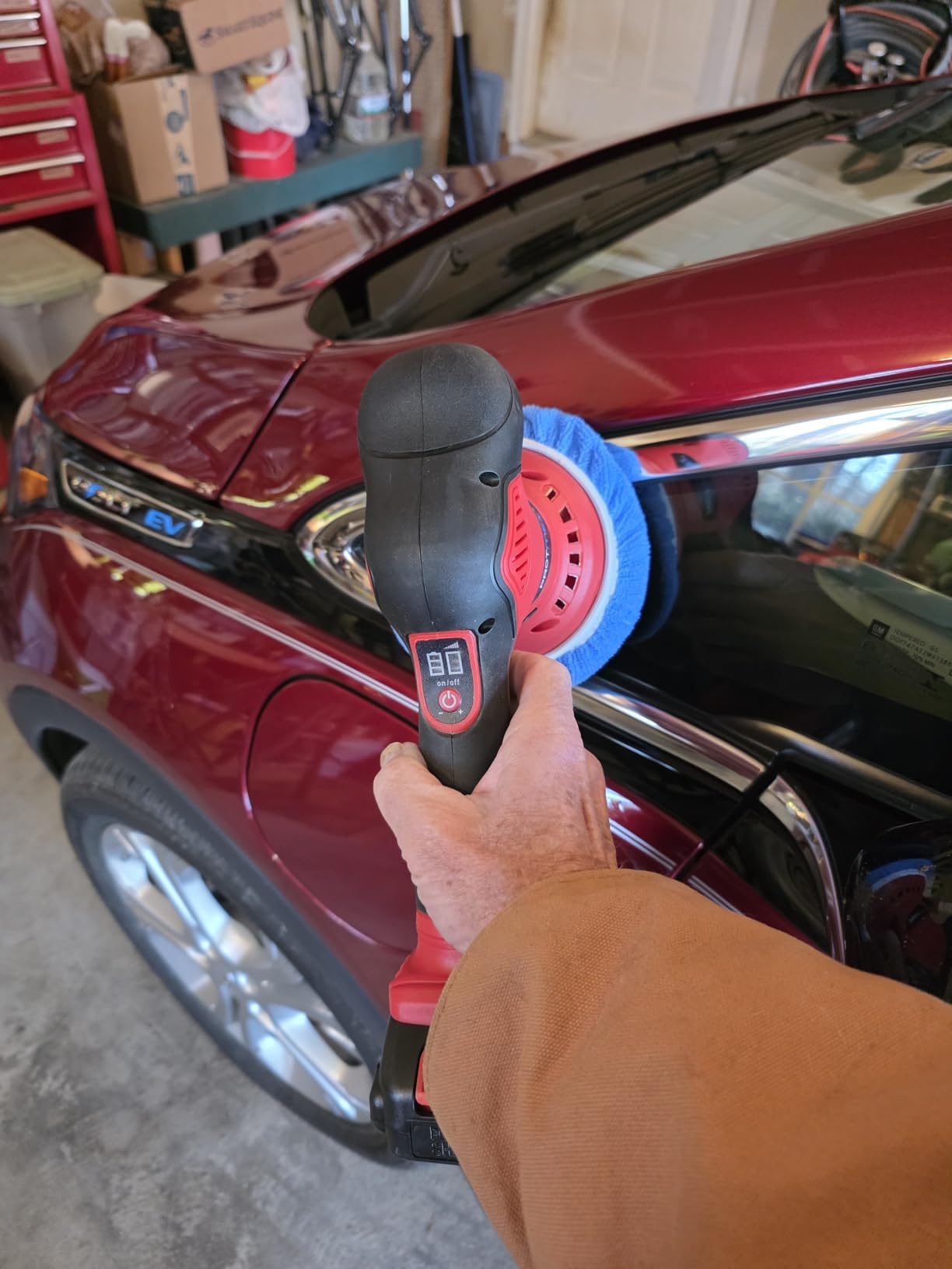 Protmex Cordless Car Buffer Polisher w/ 2x2000mAh 21V Batteries, Orange | 6 Inch Car Buffer Waxer Kit, Car Polishing Machine w/Extra 18 PCS Attachments & 6 Variable Speeds customer photo 2