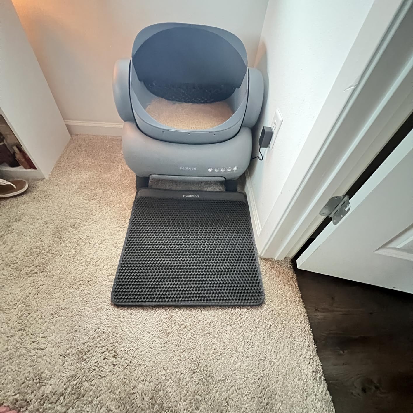 Neakasa M1 Plus Automatic Cat Litter Box with 2-Year Protection Plan customer photo 2