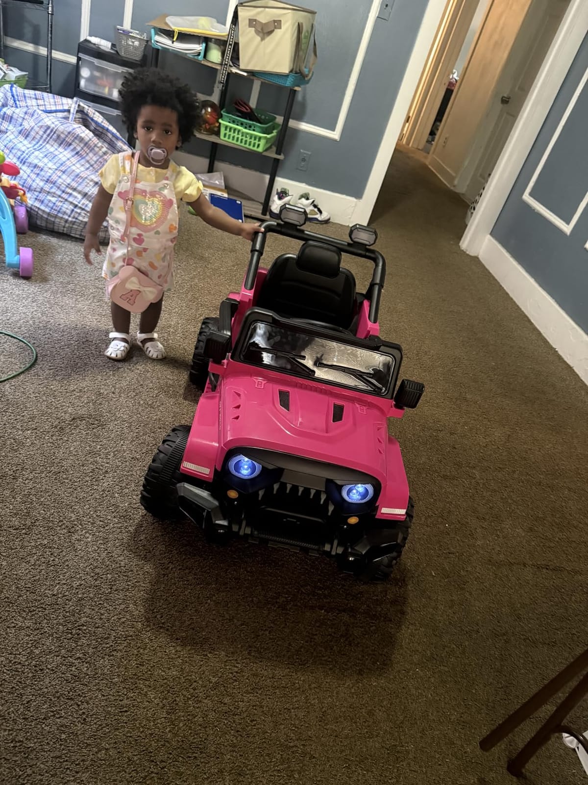 MINIATURE MOTORS 12V Kids Electric Ride on Truck Car Remote Control, Twin 35W Motors 3.5MPH Max Speed, Bluetooth Music Player, 4 Wheels Suspension LED Lights Safety Belt, Gift for Boys & Girls-Black customer photo 2