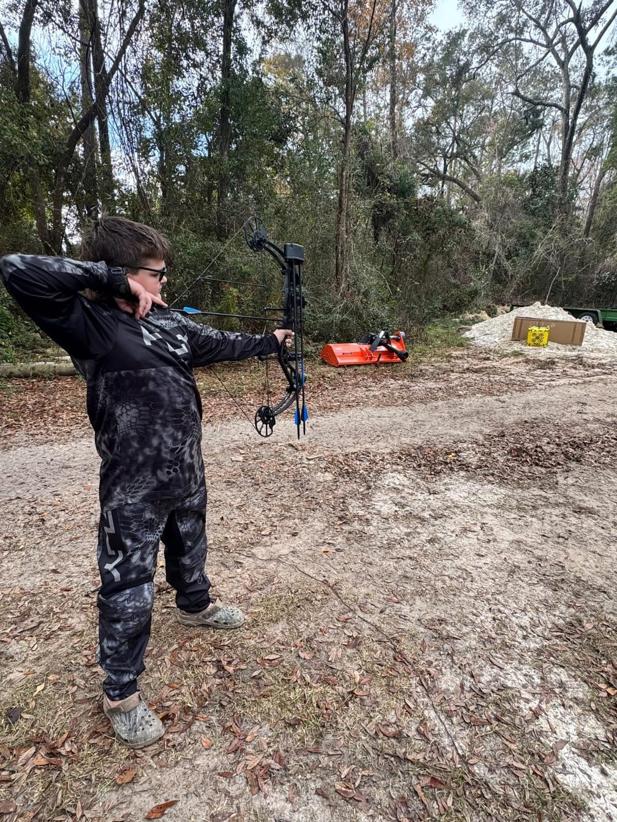 Sanlida Dragon X7 Ready to Hunt Compound Bow Package for Adults, Archery Compound Bow and Arrow Set, 0-70 Lbs Draw Weight, No Bow Press Needed, RH Only, Limited Life-time Warranty customer photo 2