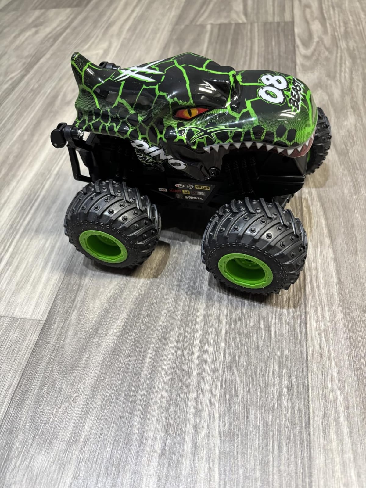 BEZGAR Monster Truck Toys，1:20 Remote Control Car with Light & Music | Green Dinosaur Toys for Kids,RC Truck with 360° Spins and Drifting, Toy Car Gifts for Boys, Battery Life of 20 Minutes customer photo 1