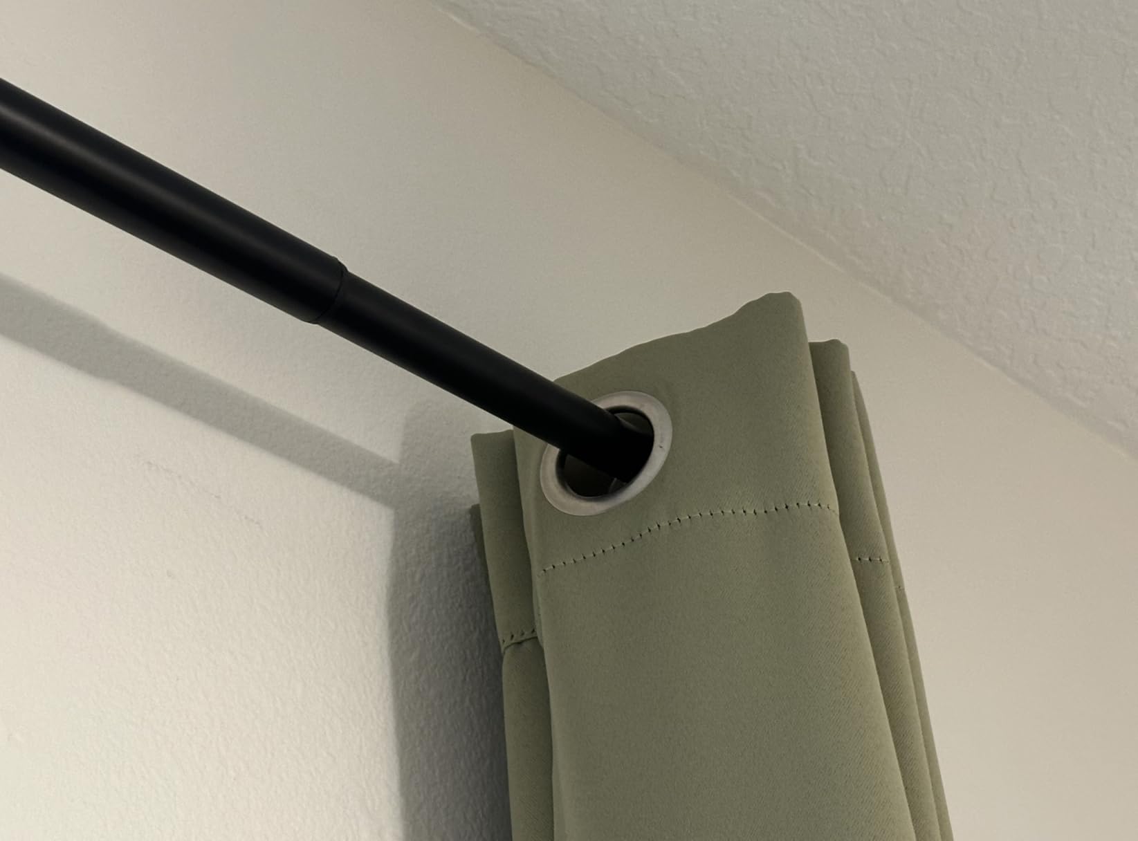 ZYRW Blackout Curtain Rod, Adjustable Extra Long Curtain Rod for Windows 66 to 152 Inches(5.5-12.7Ft), Wrap Around Heavy Duty Curtain Rods, Room Darkening French Return Rod, Matte Black customer photo 2