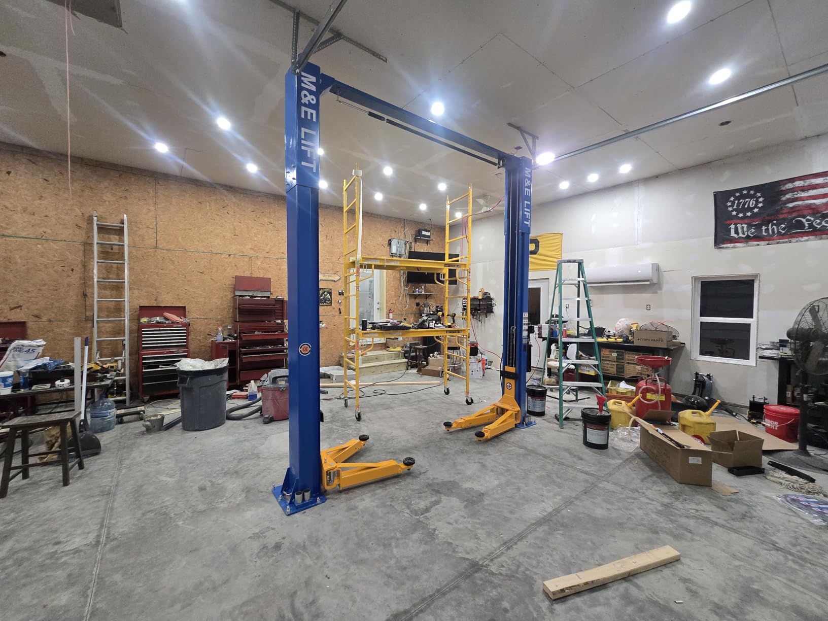 2 Post Lift 11000lbs Two Post Lift Auto Lift Car Lift Hoist Equipment LM1100S customer photo 2