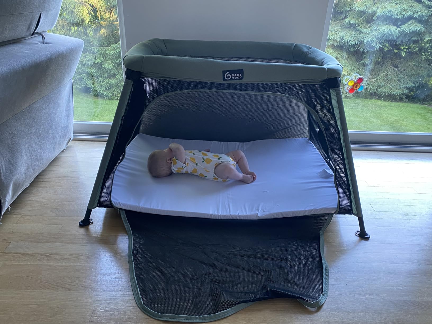 Babymoov Moov & Comfy 3-in-1 Travel Crib & Pack and Play, Lightweight Baby Playpen, Portable Play Yard and Infant Bassinet (Certified for Overnight Sleep US & Canada) customer photo 1
