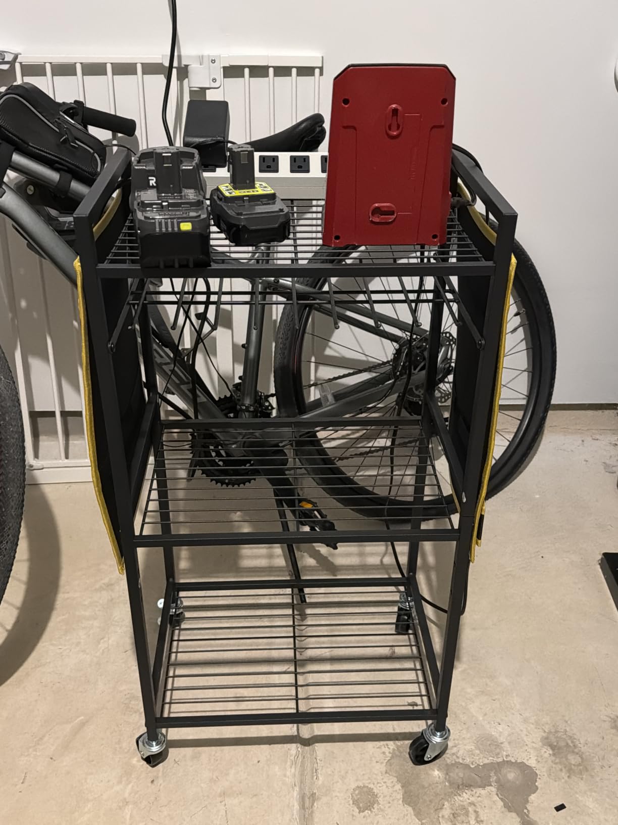 JUNNUJ Power Tool Organizer Cart with Charging Station, 6 FT Cord, Red customer photo 1