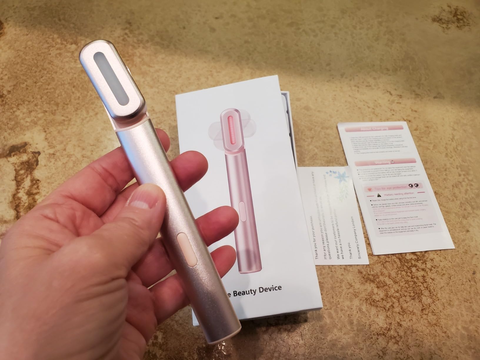 4-in-1 Light-Therapy-Wand,Red Light Therapy for Face and Neck - Microcurrent Facial Device for Anti-Aging - Face & Eye Massager Skincare (2 Colors led Light) customer photo 2
